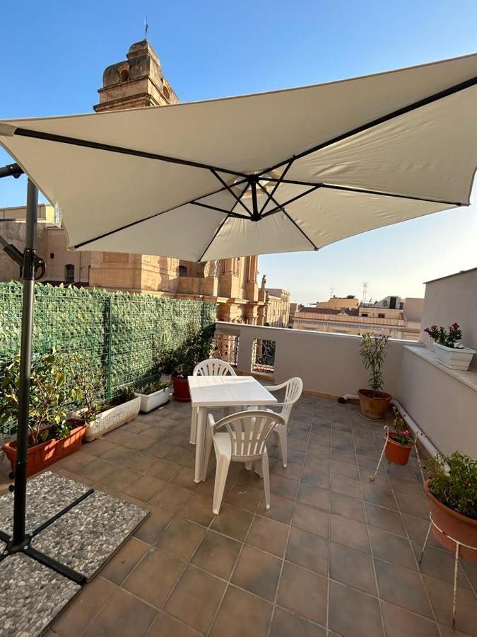 La Casa In Piazza Otel Terrasini Dış mekan fotoğraf