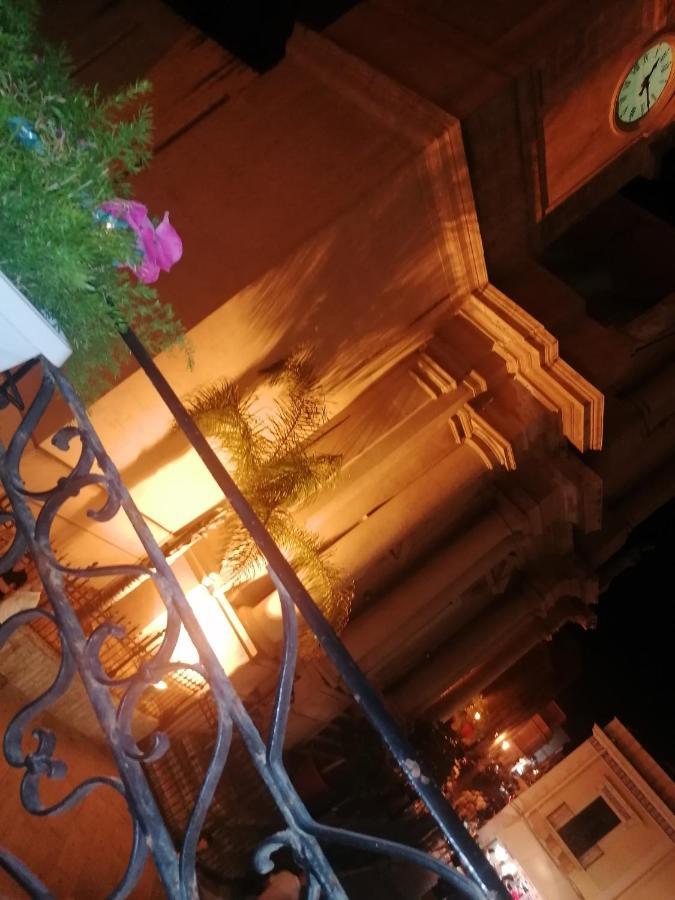 La Casa In Piazza Otel Terrasini Dış mekan fotoğraf